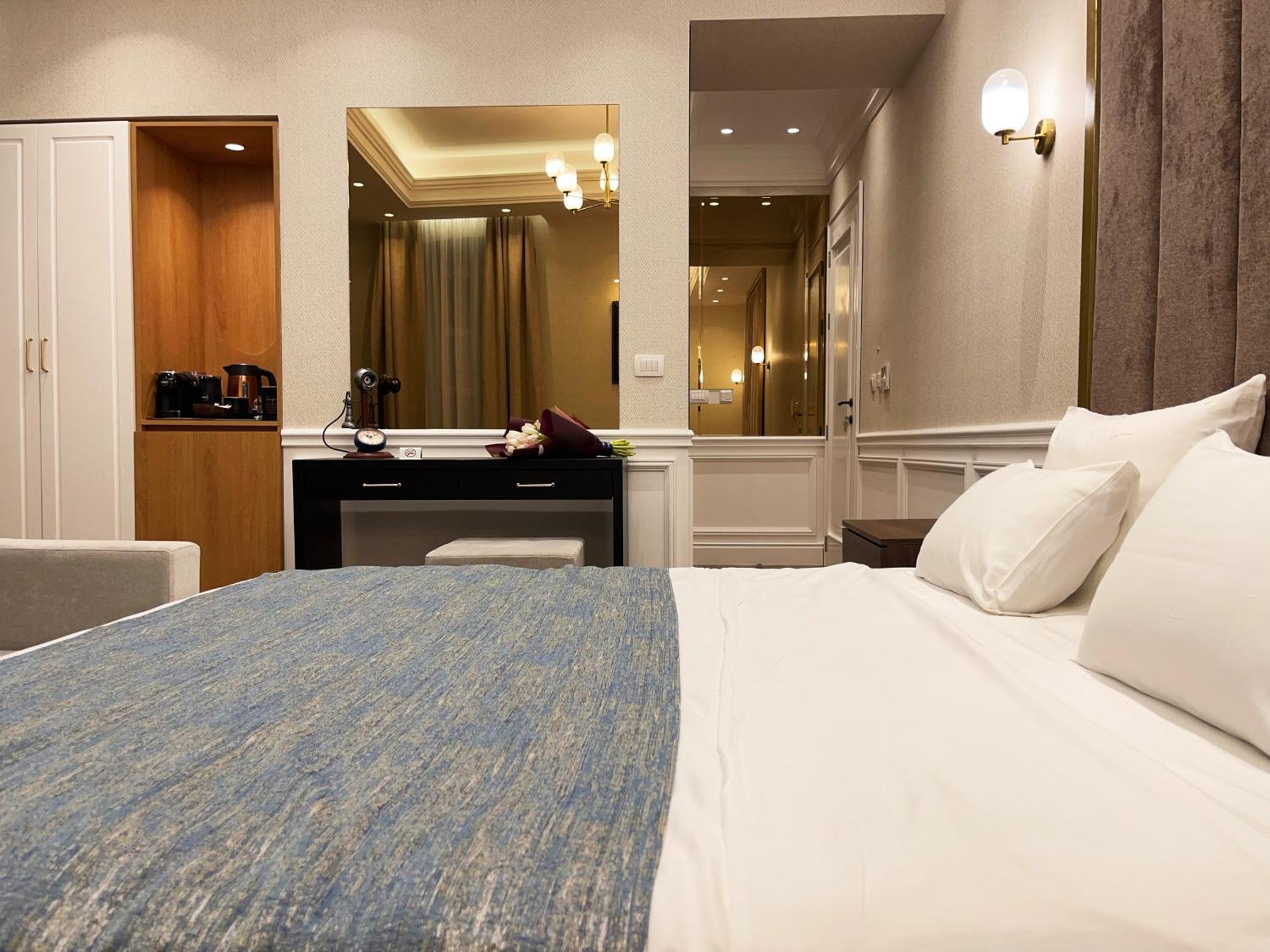 Hive Luxury Suites By Mn Property Kotor Zewnętrze zdjęcie